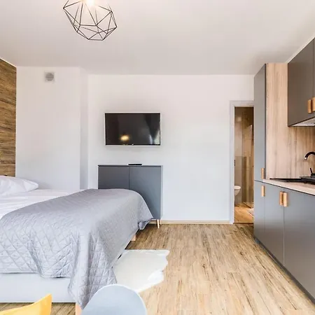 Przystanek - I * Jantar