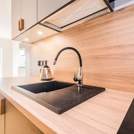 Przystanek - I Jantar