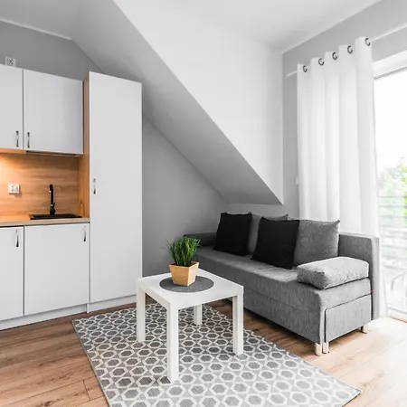 Hupkas Apartementy I Pokoje Homestay Jantar