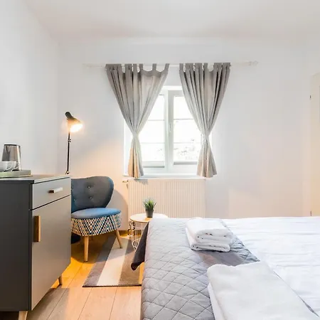 Homestay Hupkas Apartementy I Pokoje Jantar