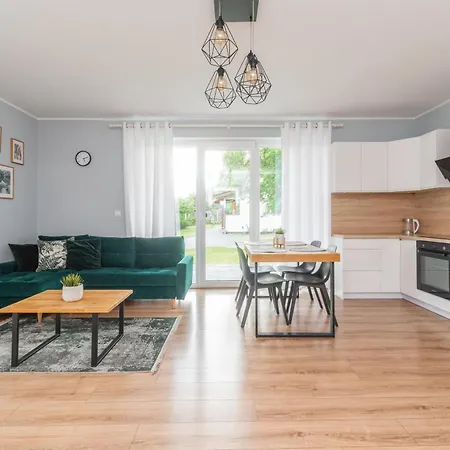 Hupkas Apartementy I Pokoje Homestay Jantar