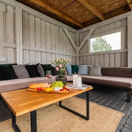 Homestay Przystanek Jantar - Pokoje I Apartamenty