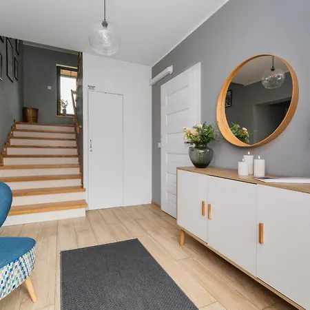 Przystanek Jantar - Pokoje I Apartamenty Homestay *