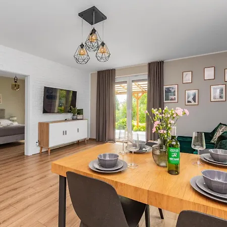 Przystanek Jantar - Pokoje I Apartamenty Jantar