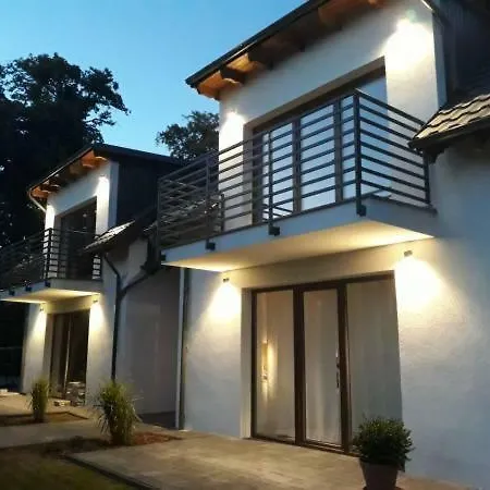 Hupkas Apartementy I Pokoje Homestay *